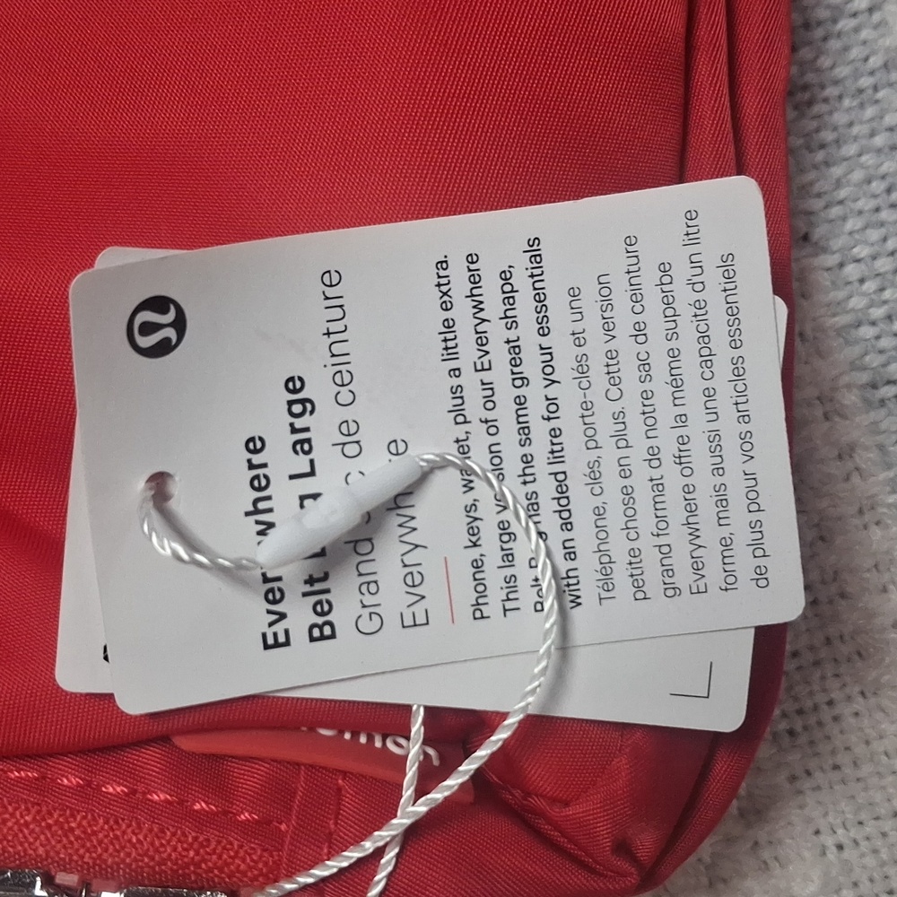 Lululemon Athletica Everywhere Belt Bag *Red ♥️ - Picture 6 of 6